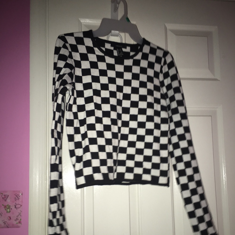 Checkered Knitted Semi-Crop Top